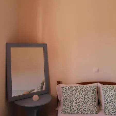 Diyot Apartman Amárinthosz