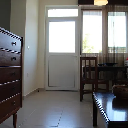 Apartment Diyot Amarynthos