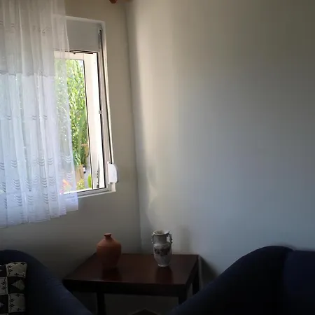 Diyot Amárinthosz